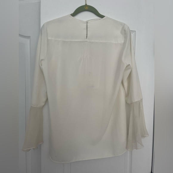Elie Tahari “Owen” Cream Pleated Blouse with silk chiffon trim - Picture 5 of 6